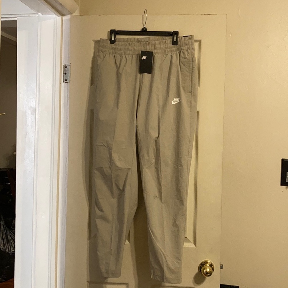 Nike pants - Picture 3 of 5